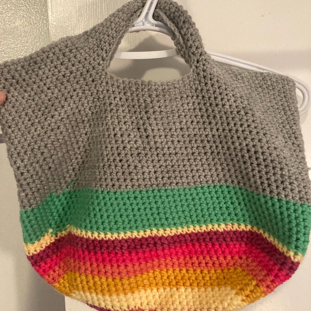 Hand knit bag - Picture 2 of 3